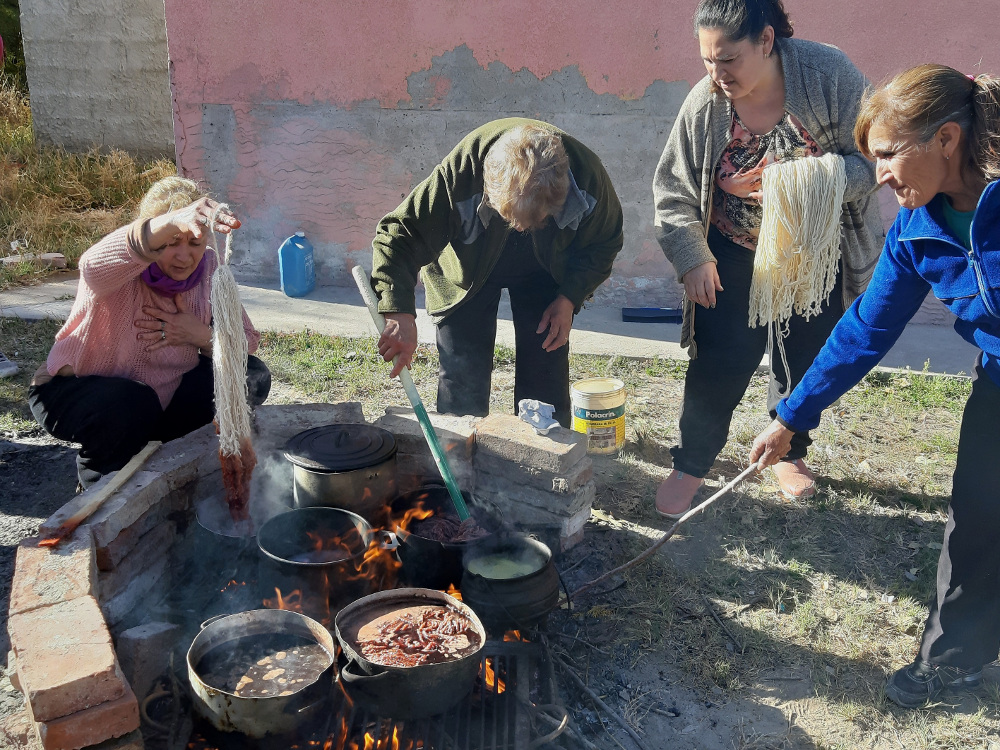 Tejedoras_tradicionales_2.jpg