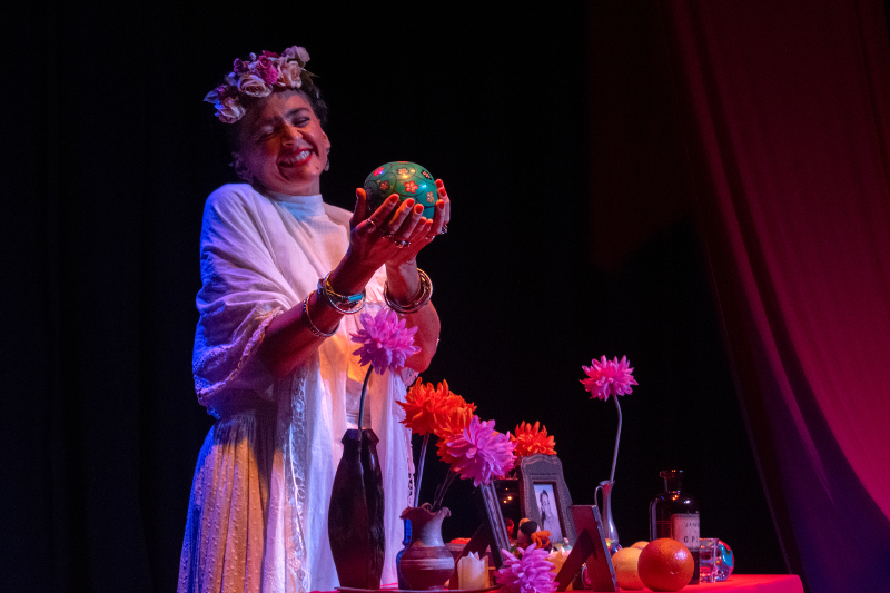 frida_teatro.jpg
